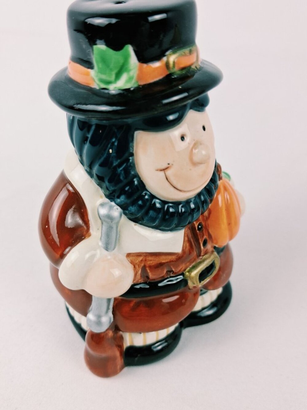 VTG Thanksgiving Pilgrim Couple Ceramic Salt & Pepper Shaker Set Thanksgiving - Picture 11 of 14